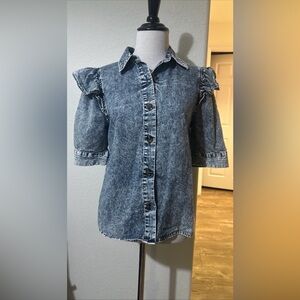 Who What Wear Ruffle Short Sleeve Blouse Button Down Top Acid Blouse Size XS